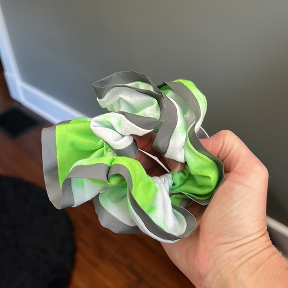 Reflective Scrunchie - Picture 2 of 3